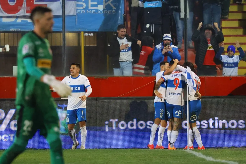 Universidad Católica logra su quinto triunfo consecutivo en el Campeonato Nacional 2024. (Foto: Photosport)