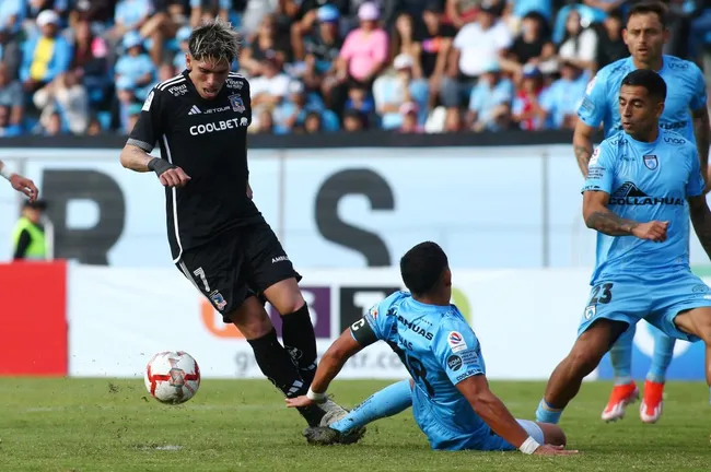 Colo Colo pasó por arriba de Deportes Iquique. (Foto: Álex Díaz/Photosport)