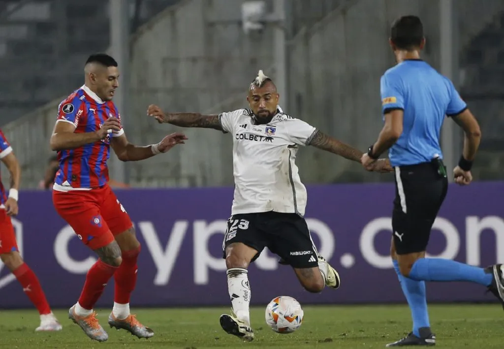 Colo Colo se verá las caras ante Cerro nuevamente por Copa Libertadores sin Arturo Vidal
(Foto: Marcelo Hernandez/Photosport)
