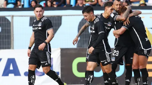 Arturo Vidal anotó la apertura de la cuenta para Colo Colo ante Deportes Iquique