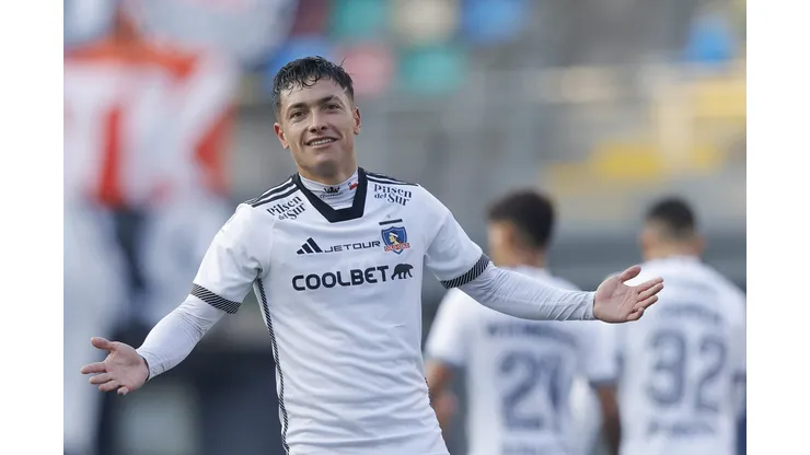 Cristián Zavala atraviesa un gran momento en Colo Colo y llama la atención en el extranjero. (Foto: Felipe Zanca/Photosport)