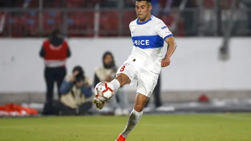 Ídolo de la UC expresa su preocupación tras la partida de Aravena (Foto: Jonnathan Oyarzun/Photosport)