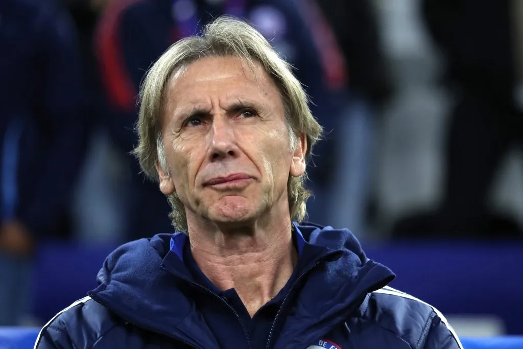 Ricardo Gareca también injirió en la decisión de La Roja de no jugar ante Bolivia. 