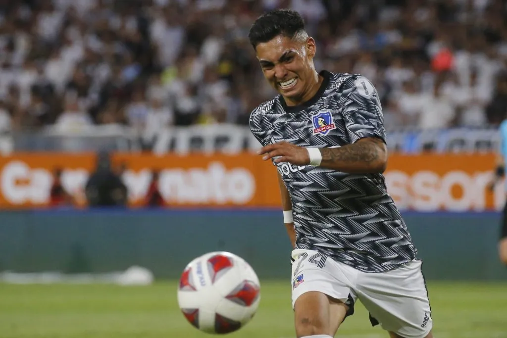 Jordhy Thompson se encuentra en el Orenburg de Rusia. (Foto: Photosport)