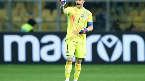 Claudio Bravo asoma como el portero titular de La Roja para la Copa América (Foto: Matteo Ciambelli/Photosport)