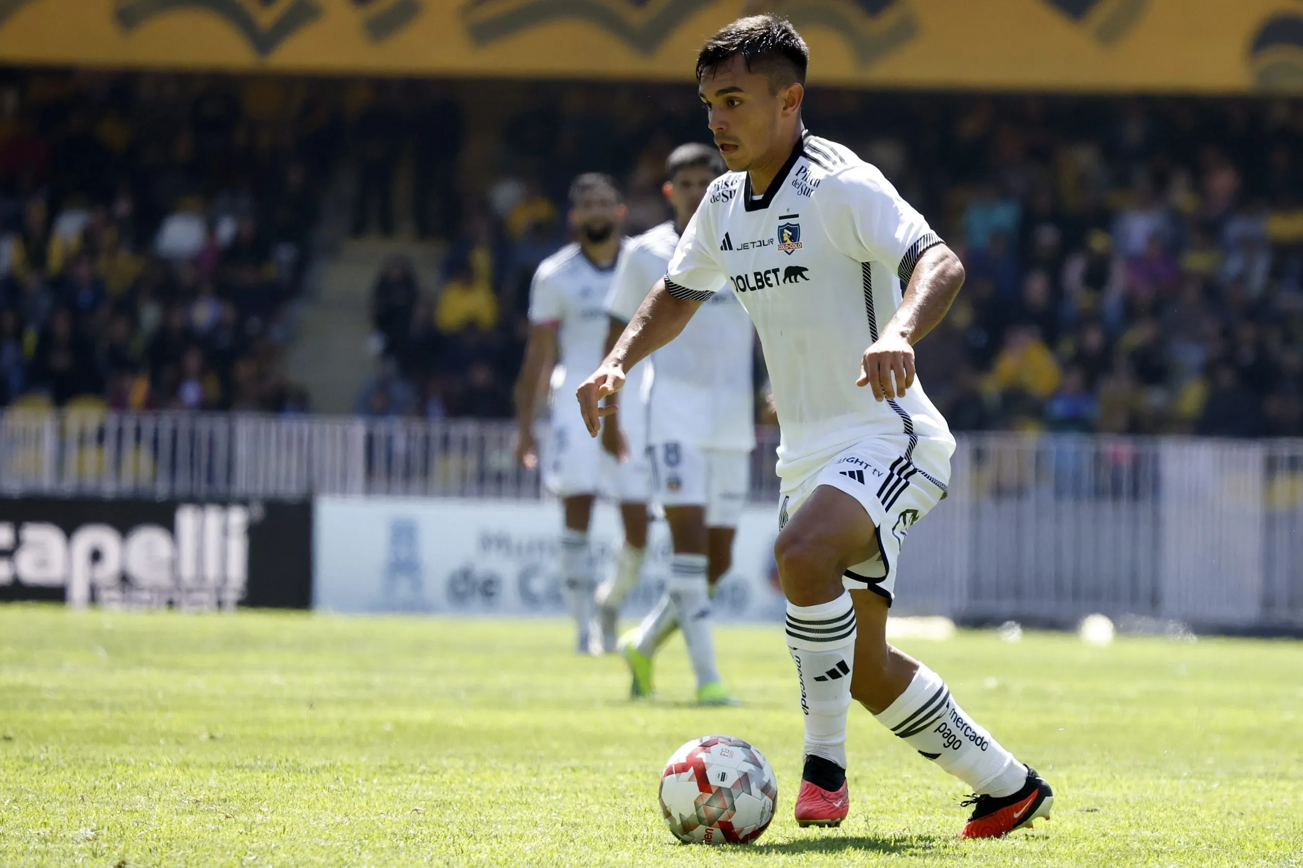 Vicente Pizarro es uno de los principales candidatos para renovar en Colo Colo
(Foto: Andres Pina/Photosport)