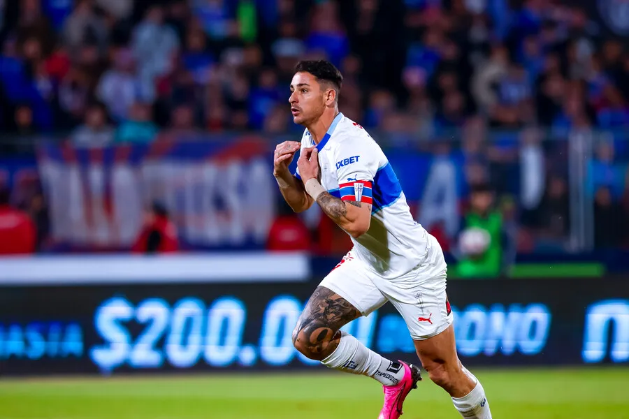 Ex UC pide cuidar a Zampedri. | Foto: Photosport