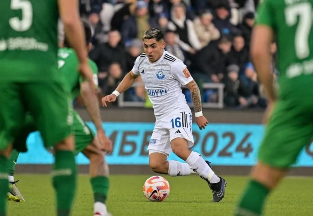 Jordhy Thompson fue de gran aporte para el FC Orenburg. (Foto: Instagram)