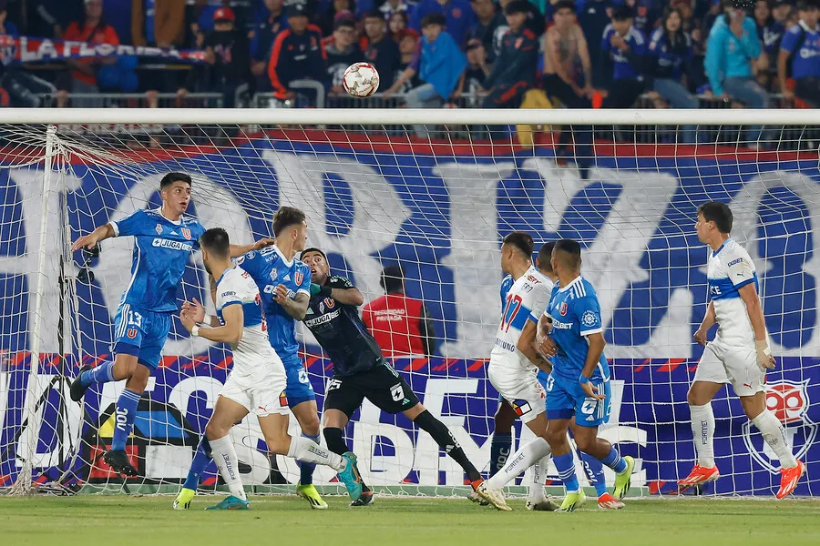 Castellón no tuvo nada que hacer en el gol de Zampedri. | Foto: Photosport