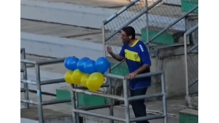 Rodrigo Inostroza, El solitario hincha de Barnechea que viaja por Chile