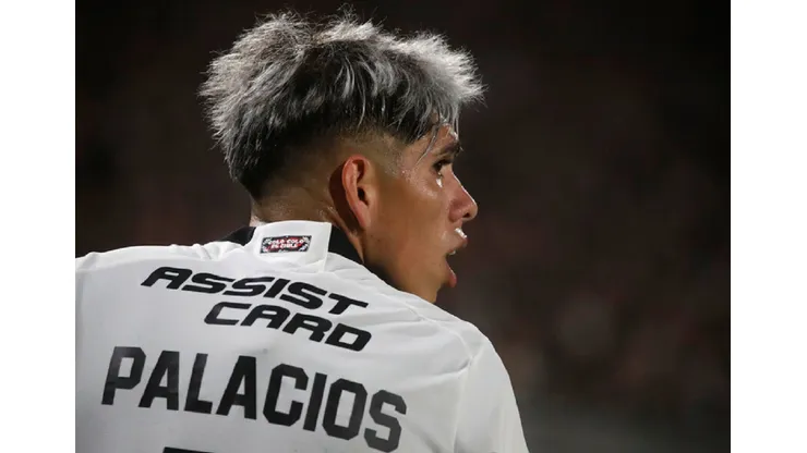 Carlos Palacios está en el ojo de la polémica tras los retos que se llevó por parte de su DT