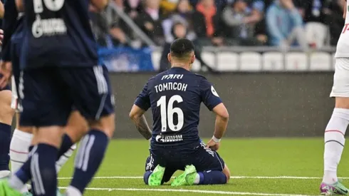 Jordhy Thompson recibe un duro golpe en Rusia. (Foto: Instagram)