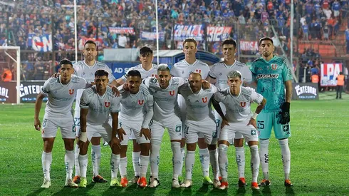 La U tiene once confirmado para visitar a Everton.