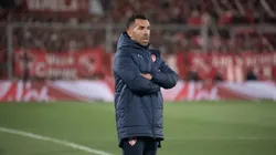 Exentrenador de Universidad de Chile suena como candidato para reemplazar al "Apache" Tévez