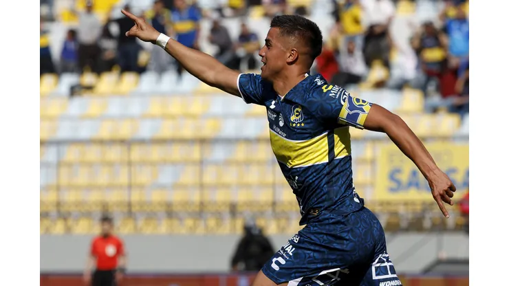 Everton triunfa ante Deportes Copiapó en Viña del Mar.