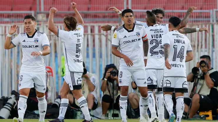 Colo Colo busca su próximo delantero en el mercado