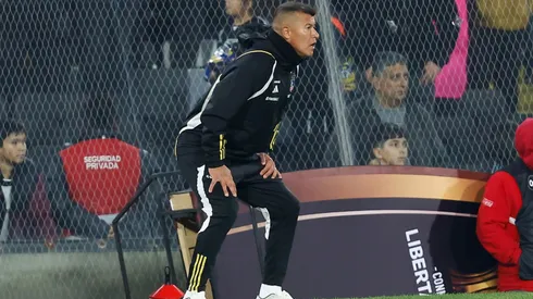 Jorge Almirón sorprende con cambio de última hora en Colo Colo. (Foto: Photosport)