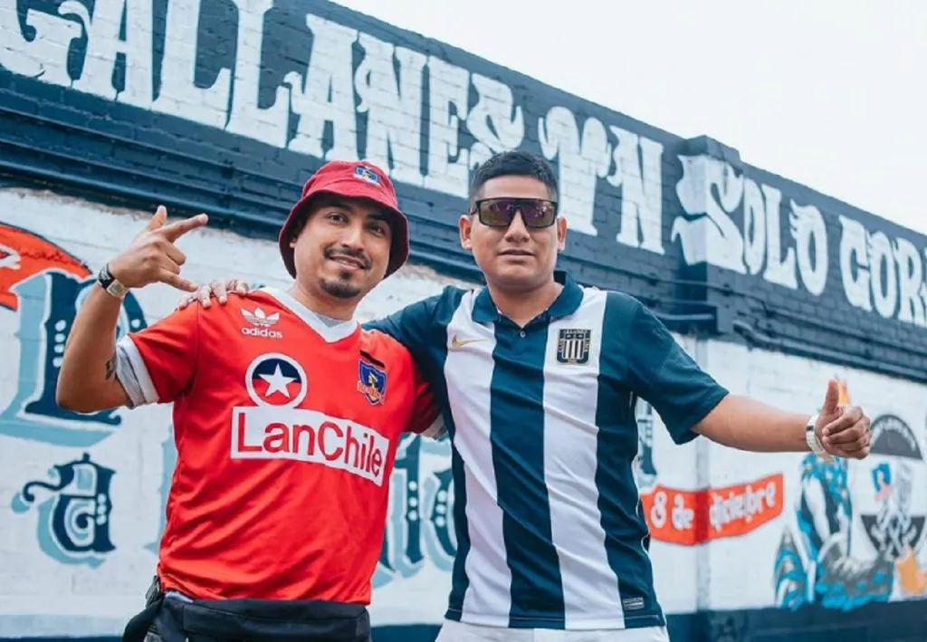 Hinchas albos y blanquiazules comparten como hermanos en “Matute” (Foto: Alianza Lima)