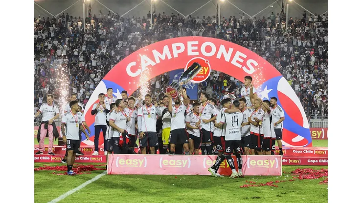 Colo Colo enfrentaría a Quillón en el Ester Roa por Copa Chile