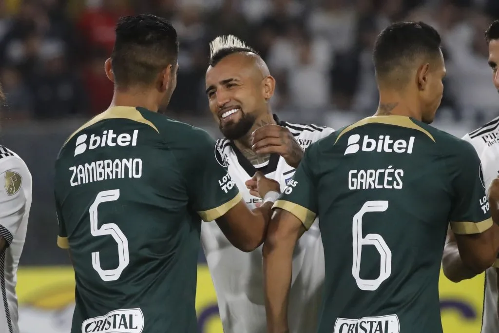 Carlos Zambrano y Arturo Vidal son figuras y emblemas de Alianza Lima y Colo Colo Colo, respectivamente. (Foto: Jonnathan Oyarzún/Photosport)