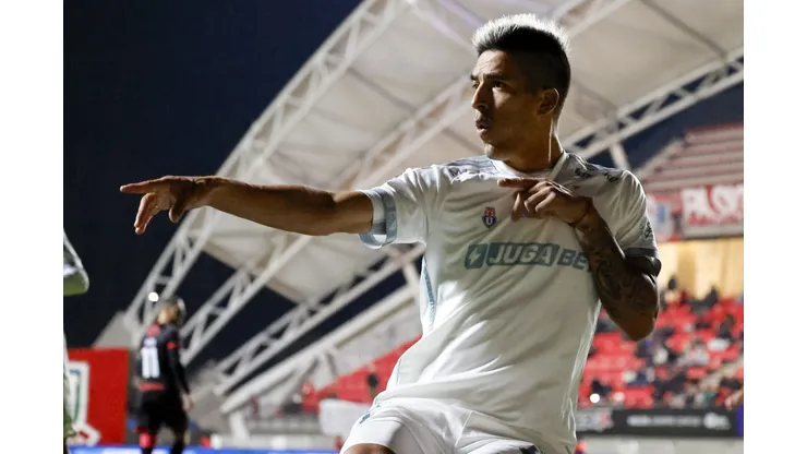 Universidad de Chile se prepara para el Clásico Universitario.