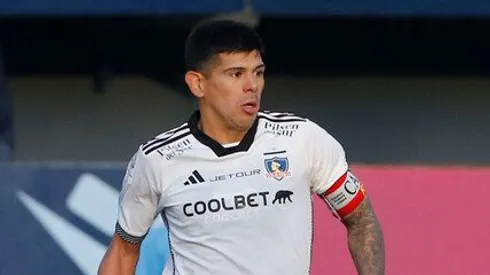 Pavez mostró la jineta para defender a Cristián Zavala.