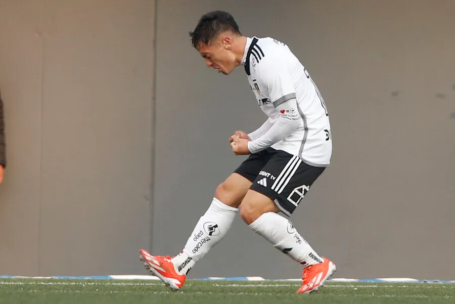 Zavala cerró la goleada Alba | Foto: Photosport