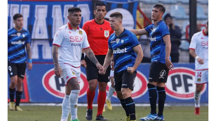 Huachipato y Unión Española animaron un entretenido empate en el sur.