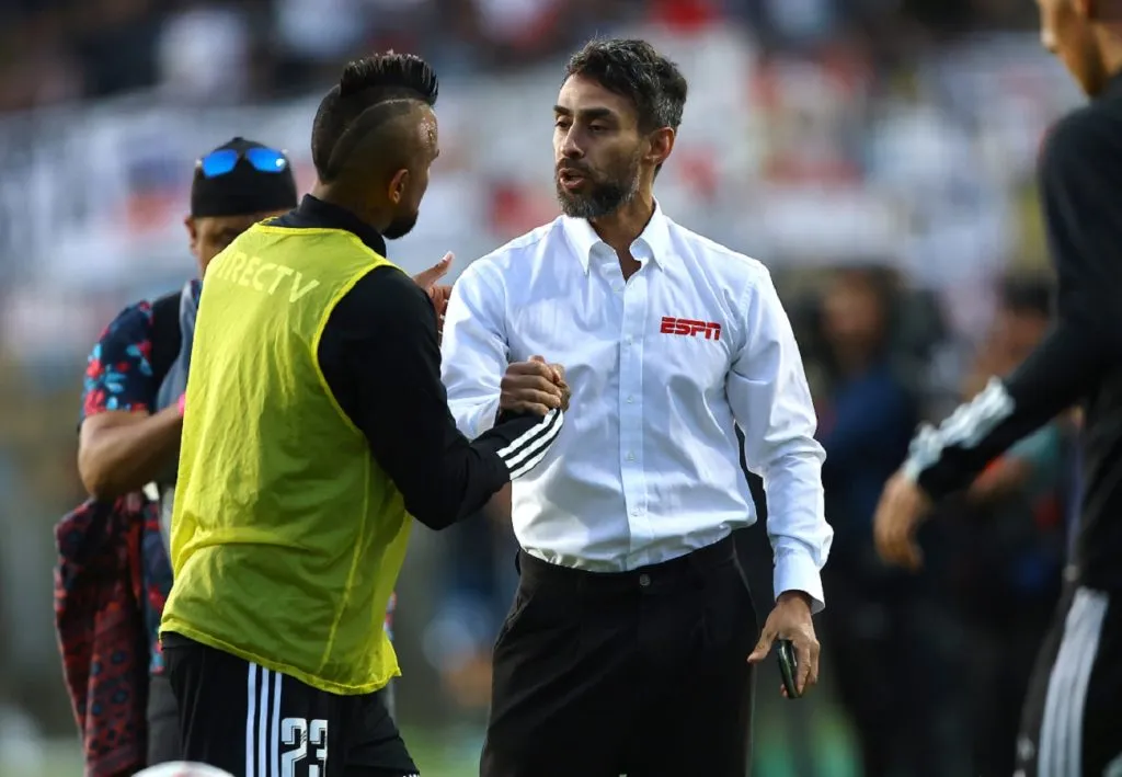 Desde su retiro definitivo del fútbol, Jorge Valdivia se desempeña como comunicador (Foto: Andres Pina/Photosport)