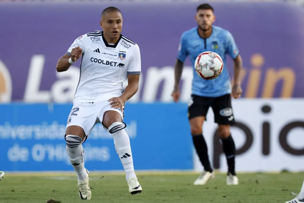 Leandro Benegas aún tiene chances de salir de Colo Colo. (Foto Andrés Pina/Photosport)