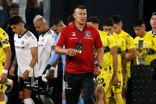 Almirón tiene problemas en Colo Colo | Foto: Photosport