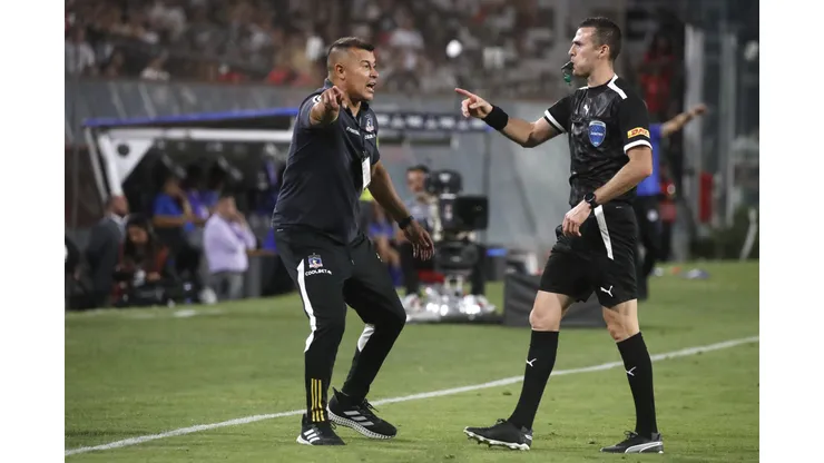 Histórico de Colo Colo siembra dudas con el arbitraje.