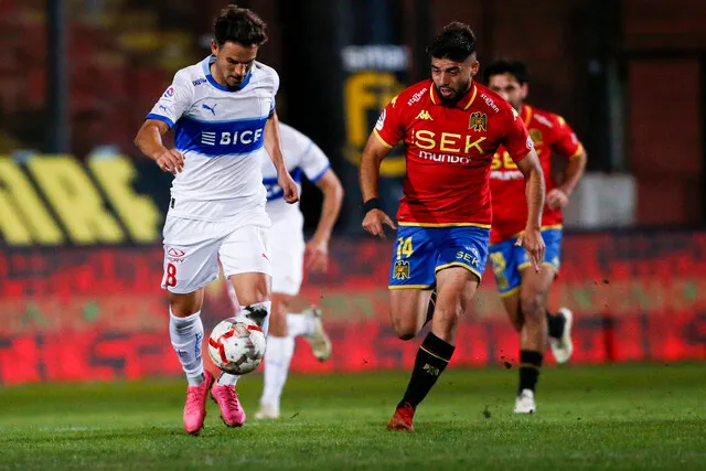 Menossi fue titular en el último partido de la UC | Foto: Photosport