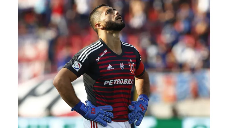 Johnny Herrera lamenta lo que vive jugador de la U.