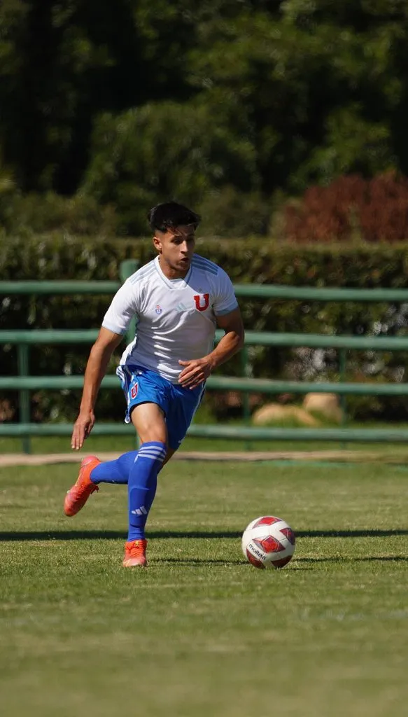 Saliendo con balón dominado (Archivo)