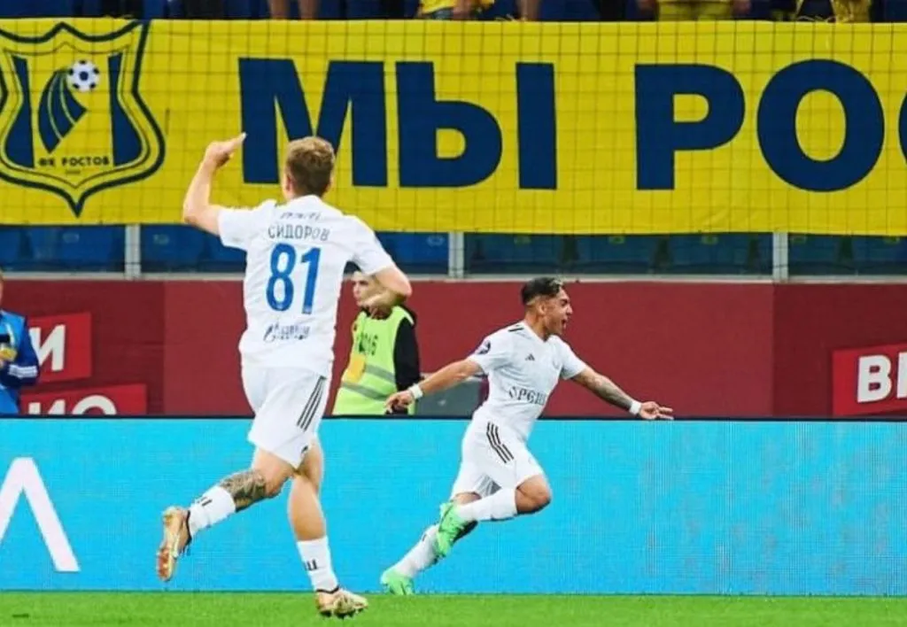 Jordhy Thompson lleva dos goles en 11 partidos oficiales con el FC Orenburg. (Foto: Instagram)