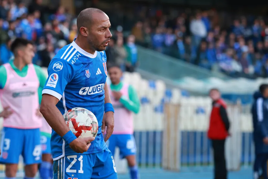 Olarra resalta el trabajo de Marcelo Díaz. | Foto: Photosport