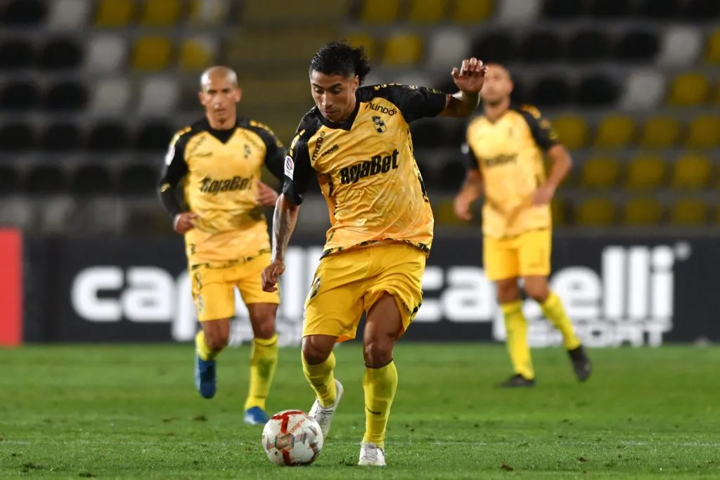 Luciano Cabral es la gran figura de Coquimbo Unido. (Foto: Alejandro Pizarro Ubilla/Photosport)