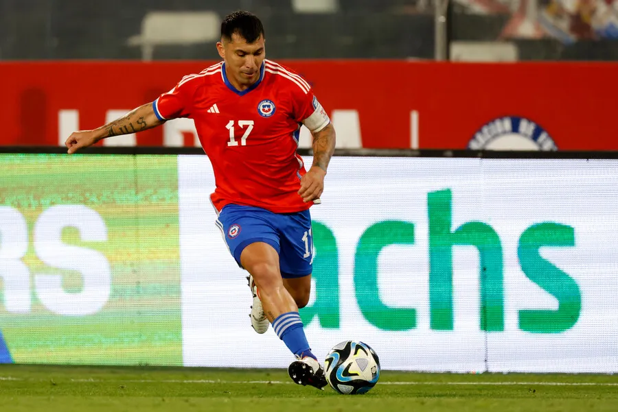 Guarello no cree que Gareca lleve a Medel a la Copa América. | Foto: Photosport