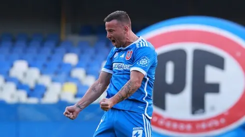 El delantero azul puso el 2-2 en Concepción.