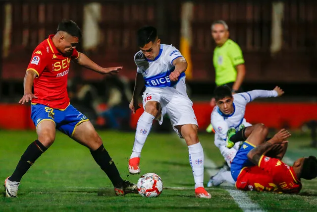 Aravena habló tras el triunfazo de la UC | Foto: Photosport