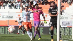 Cobresal y Colo Colo empatan en El Salvador