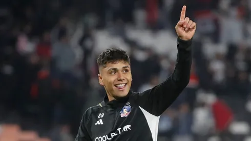 Damián Pizarro anotó el gol de la apertura de la cuenta entre Colo Colo y Cobresal.