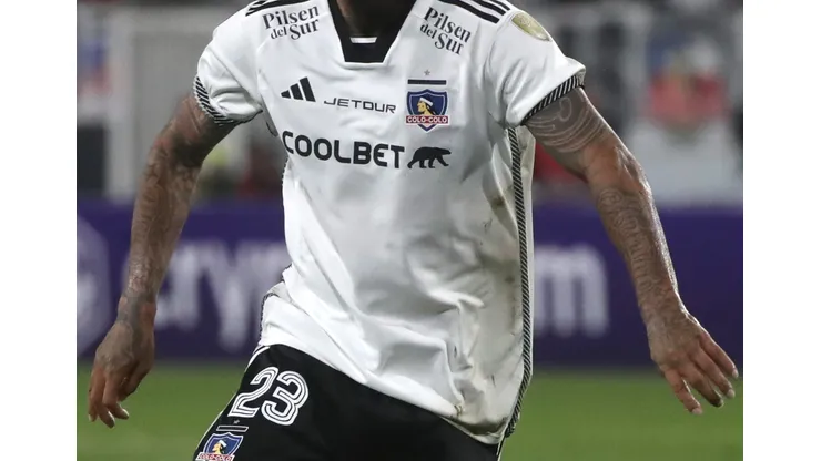 Pelé Álvarez asegura que Colo Colo tiene más presión que la Selección Chilena.