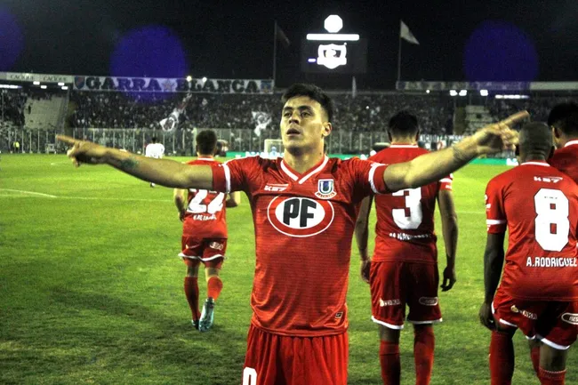 Brian Fernández sigue sufriendo por sus adicciones. Soñaba con jugar en Colo Colo.