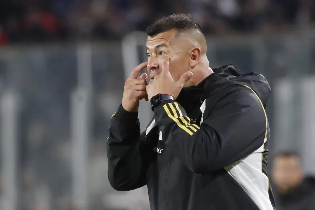 Almirón mira de reojo la Copa Chile | FOTO: Jonnathan Oyarzun/Photosport