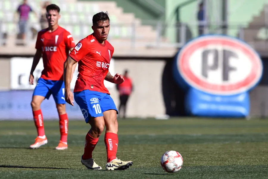 Nunes buscaría el reemplazo de César Pinares. | Foto: Photosport