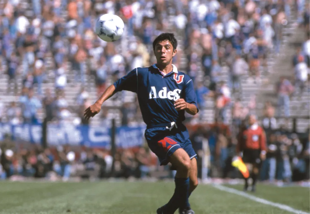 Rodrigo Tello incursiona en el mundo de la representación. Fue bicampeón con Universidad de Chile.