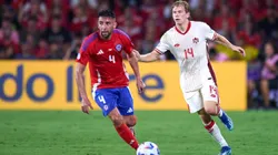 En Blanco y Negro no hay un total convencimiento por el fichaje de Mauricio Isla.