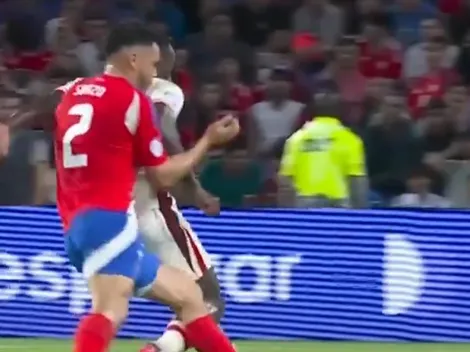 Impresentable lo de Roldán: Suazo es expulsado en la Roja